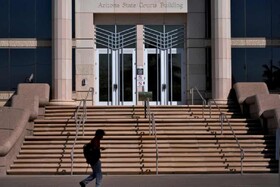 تخلیه دیوان عالی آریزونا در پی کشف بسته انفجاری مشکوک