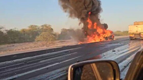 مرگ یک تن در تصادف ۲ خودروی حامل سوخت قاچاق در محور بندرعباس-میناب