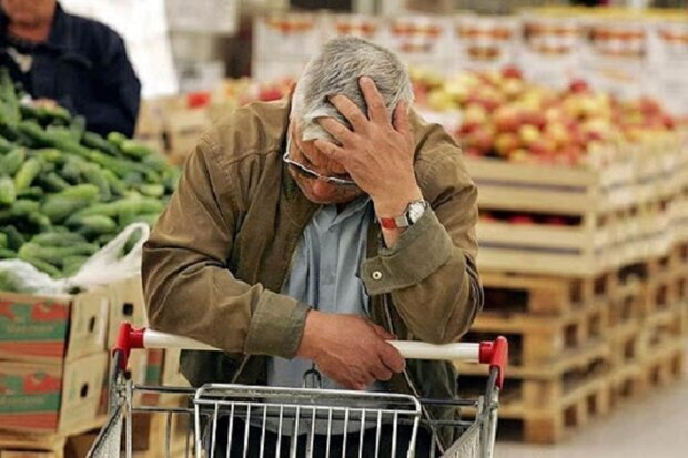 انتقال بار تورم به سبد غیرخوراکی‌ها/ آثار گرانی‌های مزمن همچنان بر سفره خانوار