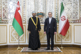 سید عباس عراقچی وزیر امور خارجه ایران در دیدار با بدر البوسعیدی وزیر خارجه عمان