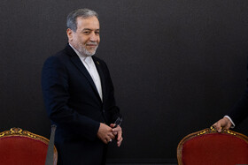 نشست سید‌عباس عراقچی، وزیر امور خارجه با سفرا و روسای نمایندگی‌های خارجی مقیم تهران