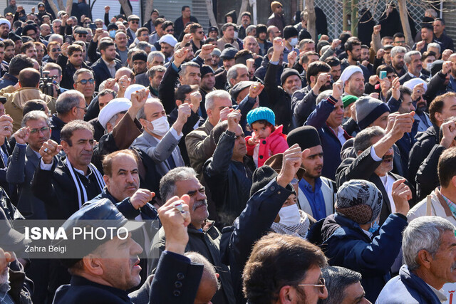 راهپیمایی مردمی در شهرکرد برگزار شد