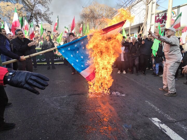 آغاز راهپیمایی مردم جنوب شرق تهران در محکومیت حوادث اخیر