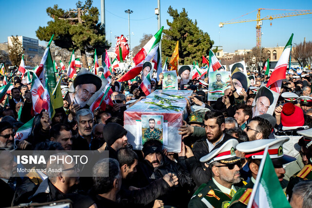 راهپیمایی محکومیت اغتشاشات اخیر در اراک برگزار شد