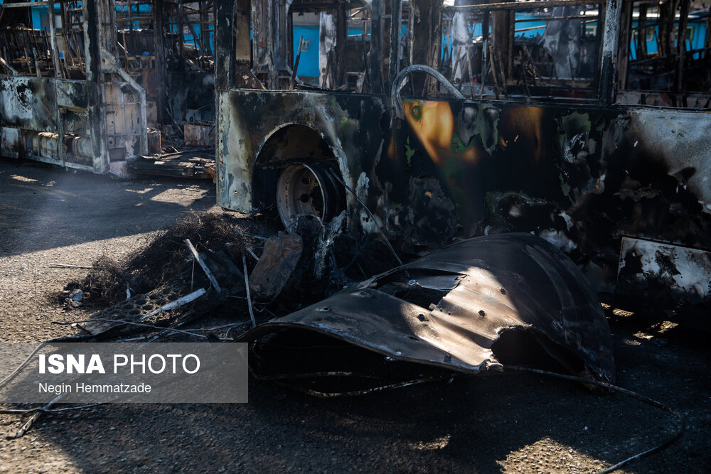 آتش زدن ۲۲ اتوبوس در حوادث اخیر - تهران