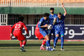 یک هشتم جام حذفی فوتبال؛ استقلال تهران - فولاد هرمزگان