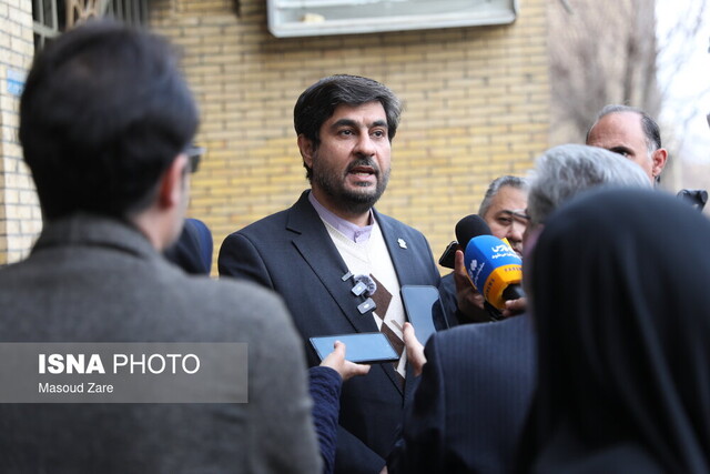 اغتشاشگران در یزد به درختان شهر هم رحم نکردند/ خسارت ۲۴۰ میلیارد تومانی به ساختمان شهرداری