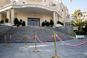 حاشیه جلسه هیات دولت - ۲۴ دی