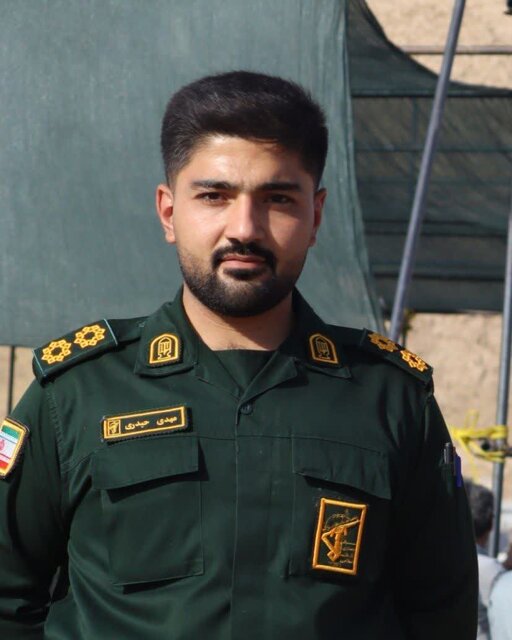 پیکر پاسدار مدافع امنیت در لرستان تشییع میشود پیکر پاسدار مدافع امنیت در لرستان تشییع میشود