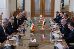 عراقچی: تهدیدات آمریکا علیه ایران نشانه تبانی با اغتشاشگران است