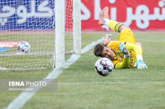 هفته شانزدهم لیگ برتر فوتبال ایران؛ آلومینیوم اراک - گل‌گهر سیرجان