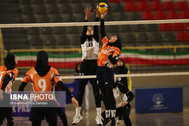 عکس آرشیوی است نتایج هفته ۸ والیبال زنان/ ۴ تیم دیگر صعود خود را قطعی کردند
