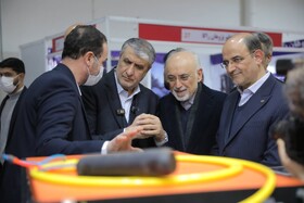 رونمایی از دستاوردهای مرکز ملی لیزر با حضور اسلامی