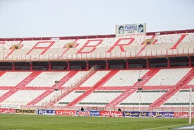 ویدیو/ تداوم وضعیت نامطلوب چمن ورزشگاه یادگار امام