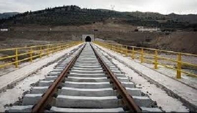عکس تزئینی است ضرورت تسریع در احداث خط ریلی شیراز ـ بوشهر