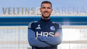 گلزن کهنه‌کار به آلمان برگشت