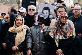 مراسم تشییع پیکر «رضا رویگری»