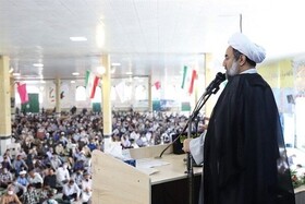 امام جمعه زاهدان: مردم ایران آماده هرگونه فداکاری در راه نظام مقدس جمهوری اسلامی هستند