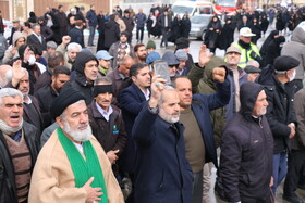 راهپیمایی مردم و روحانیون همدان در حمایت از قرآن و ولایت فقیه