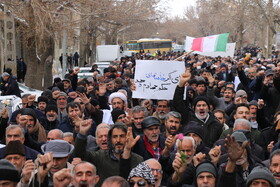 راهپیمایی مردم و روحانیون همدان در حمایت از قرآن و ولایت فقیه