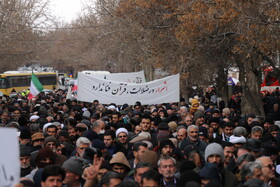 راهپیمایی مردم و روحانیون همدان در حمایت از قرآن و ولایت فقیه