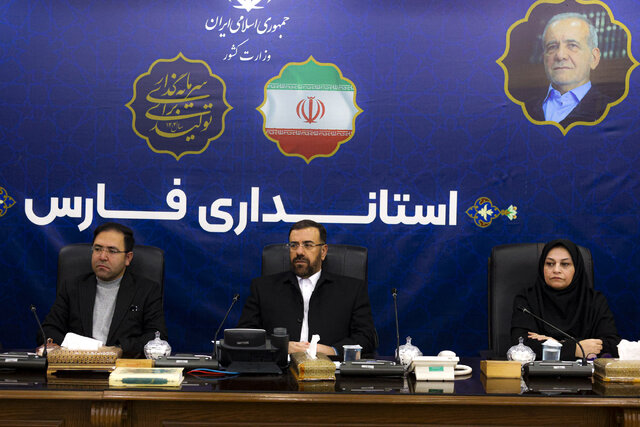 استاندار فارس: اجازه سوءاستفاده از اراضی یا حفر چاه‌های غیرمجاز در باغ‌شهرها را نمی‌دهیم