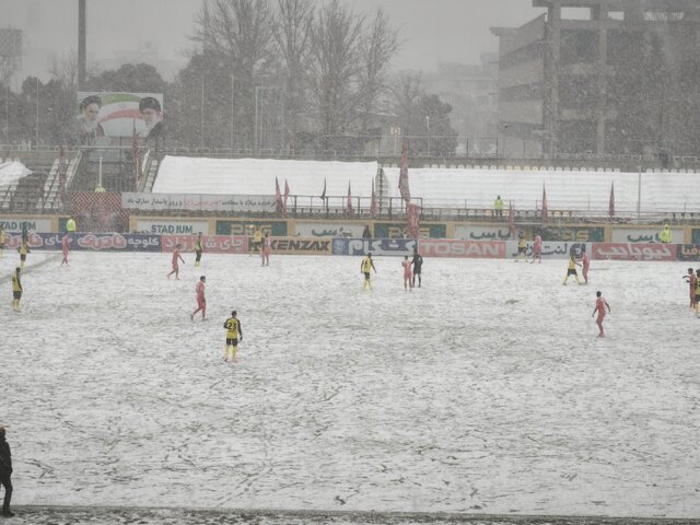برف بازی را جذاب کرد/ VAR علیه پرسپولیس