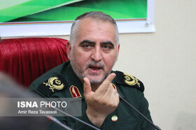 پاسداران و جانبازان، نماد ایثار، فداکاری و عشق به انقلاب و ایران هستند