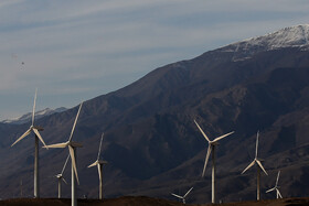 نوار شرقی کشور، از خراسان رضوی تا سیستان و بلوچستان، یکی از بهترین مناطق بادخیز جهان محسوب می‌شود و توسعه نیروگاه‌های بادی در این مناطق با وجود نیاز به سرمایه‌گذاری بالاتر، در دستور کار قرار دارد.