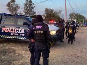 جان‌باختن ۱۱ تن در حمله مسلحانه به یک زمین فوتبال