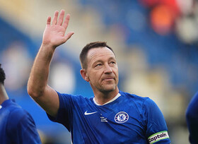 طعنه جان تری به توپچی‌ها: ۲۰۲۷ می‌بینم‌تان!