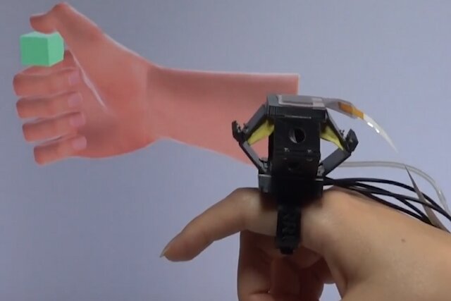 با این حلقه، دنیای مجازی را لمس کنید