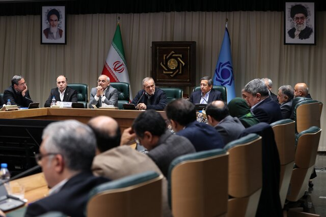 اخبار سیاسی ۷ بهمن؛ انتصاب جدید در وزارت دفاع/اعلام آمادگی برای بدترین سناریوها