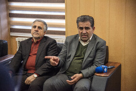 «علی بابایی کارنامی» نماینده مردم ساری و میاندرود در مجلس شورای اسلامی در آیین رونمایی از پلاک خودروی منطقه آزاد مازندران _ساری