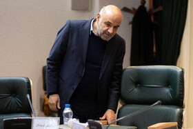 احمد میدری، وزیر کار در سیزدهمین جلسه کارگروه ویژه معیشت و رفاه با حضور معاون‌ اول رئیس‌جمهور