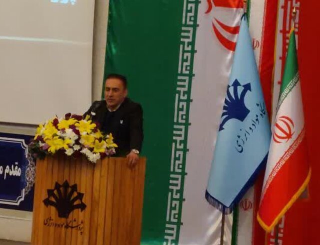 عضو هیئت علمی پژوهشگاه مواد و انرژی: حل بحران‌های ملی در گرو تغییر پارادایم‌ها است