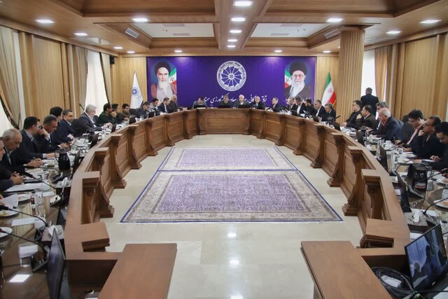 شنیدن صدای مردم و فعلان اقتصادی و پاسخگویی به موقع دو وظیفه اصلی مدیران است