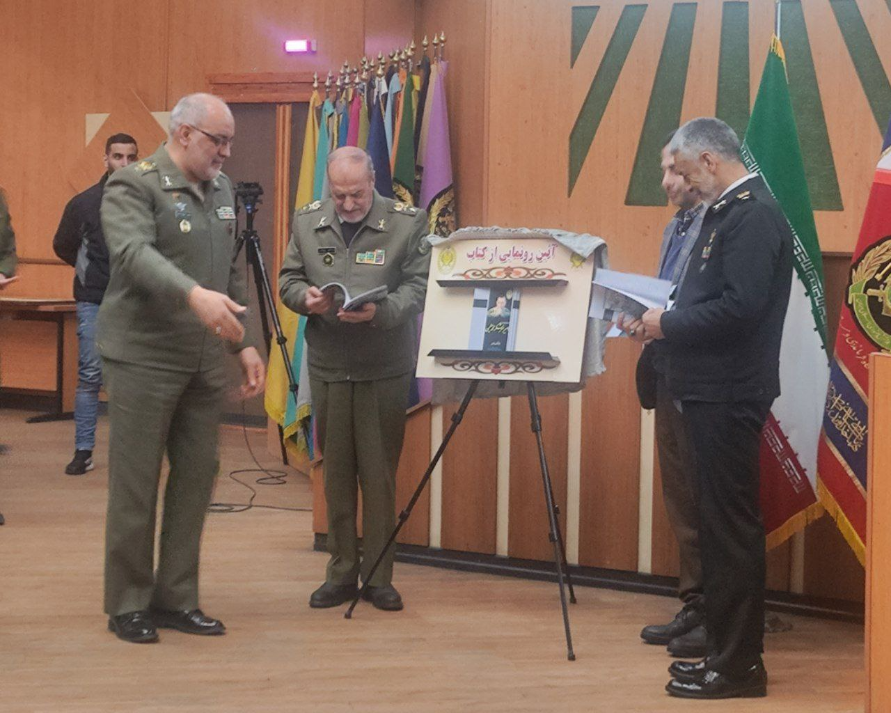 دریادار سیاری: سرلشکر سلیمی امیر سلیمی یک نظامی کامل و با اخلاق بود