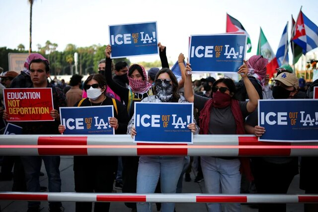 دلیل اصلی برخورد خشونتآمیز پلیس با مهاجران در آمریکا چیست؟