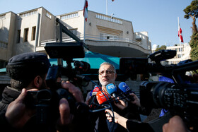 علیرضا زاکانی، شهردار تهران در حاشیه جلسه هیات دولت - ۸ بهمن