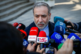 سید عباس عراقچی، وزیر امور خارجه در حاشیه جلسه هیات دولت - ۸ بهمن