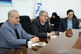 حسام رسولی رئیس سابق جهاد دانشگاهی اردبیل، صابر فرزام معاون جهاد دانشگاهی و رئیس سازمان تجاری‌سازی فناوری و اشتغال دانش‌بنیان و ابراهیم امامی معاون سیاسی، امنیتی و اجتماعی استاندار اردبیل در آئین تکریم و معارفه رئیس جهاد دانشگاهی واحد استان اردبیل