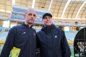 مهدی تارتار، سرمربی تیم فوتبال گل‌گهر سیرجان و محرم نویدکیا‌، سرمربی تیم فوتبال سپاهان اصفهان