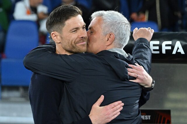 مورینیو: آربلوآ یکی از پسران من است