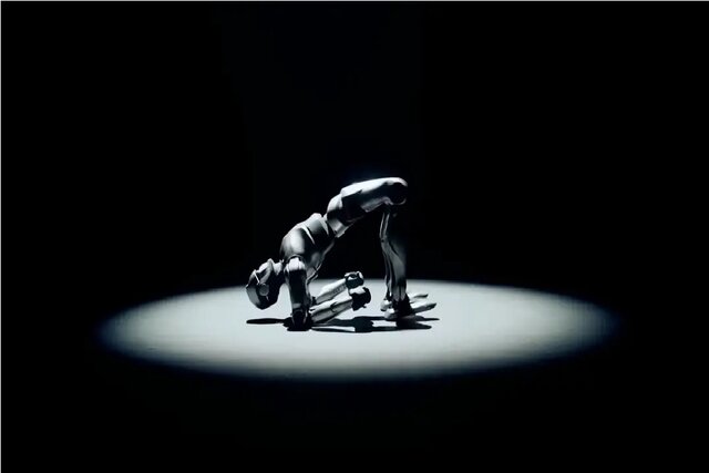 اولین ربات انسان‌نمای فضانورد جهان معرفی شد