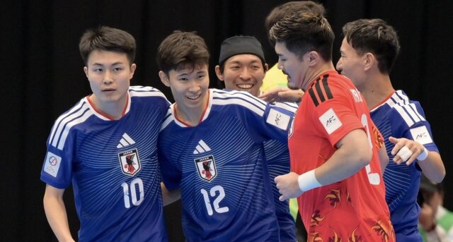 شروع مقتدرانه ژاپن با گلباران استرالیا در جام ملت‌های آسیا