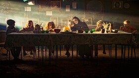 «این جهان ما نیست» + عکس