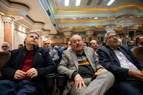 حسین صمصامی، بیژن عبدالکریمی و محمدرضا یزدی زاده در همایش عدالت معیشت ایران