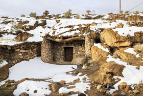 طبیعت برفی روستای دستکند میمند کرمان