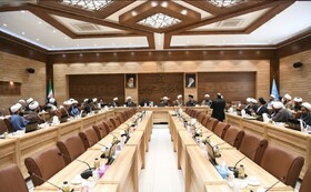 بیانیه گردهمایی ائمه جمعه فارس در محکومیت اقدامات رئیس جمهور آمریکا 